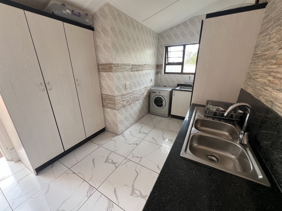 4 Bedroom Property for Sale in Bonnie Doone Eastern Cape